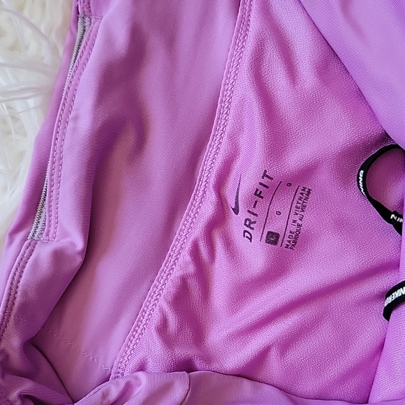 Nike Running Shorts - Picture 3 of 3